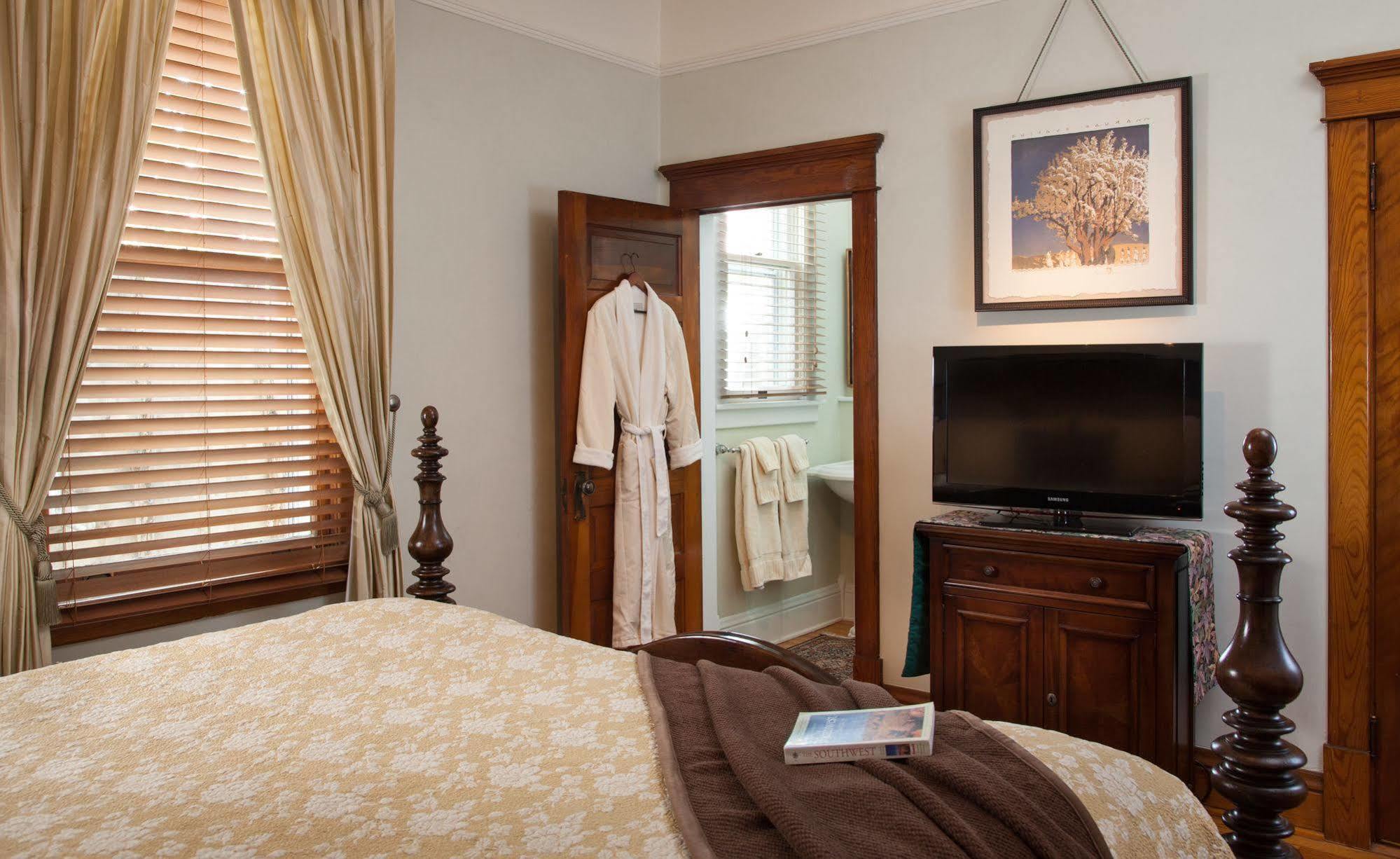 Four Kachinas B&B Inn Σάντα Φε Εξωτερικό φωτογραφία